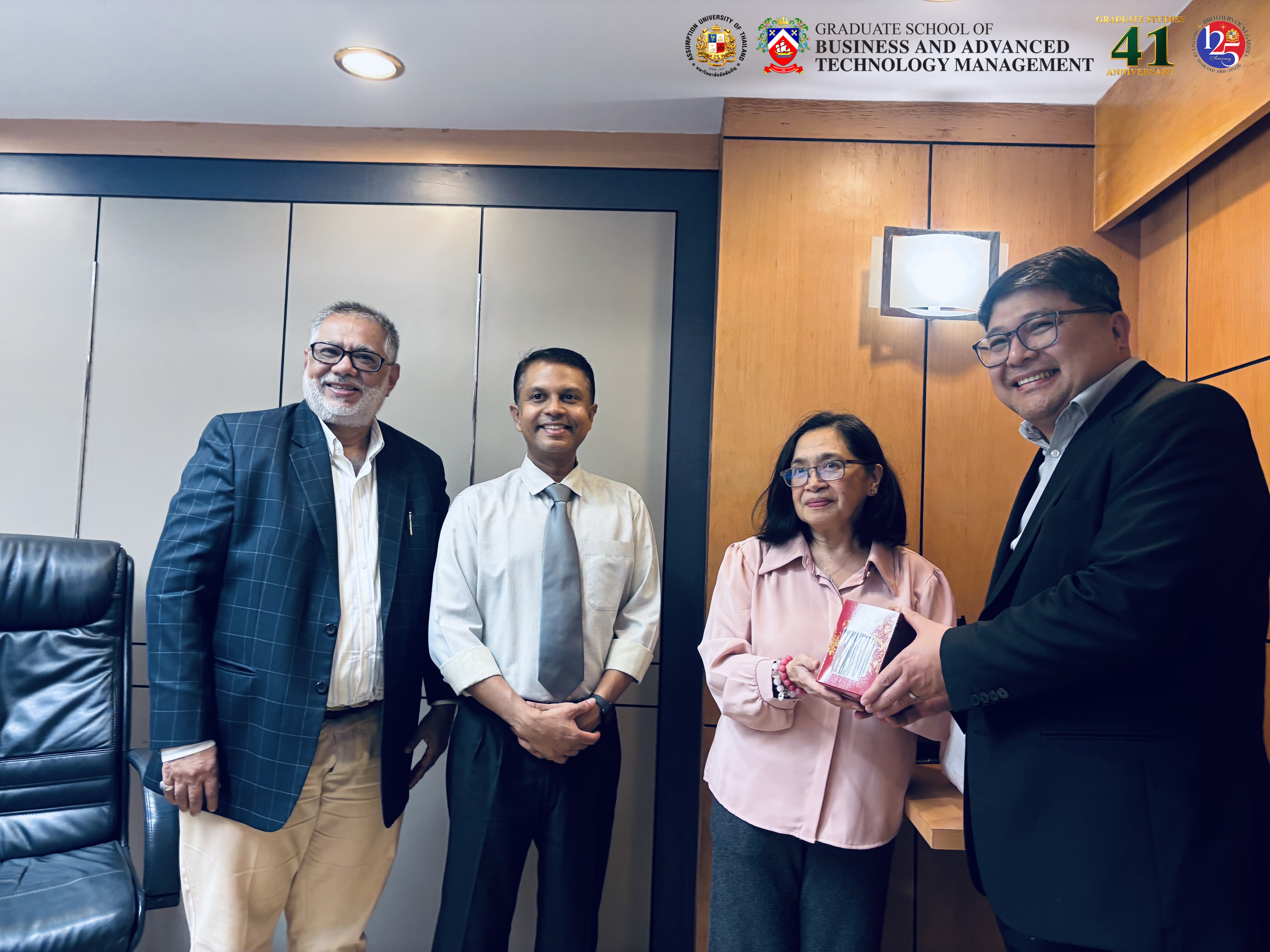 Photograph 2 accompanying: Education Society of Singapore, Corpus Christi College and St. Mark’s College at the University of British Columbia (UBC)  Visits Assumption University to Explore New Academic Collaboration