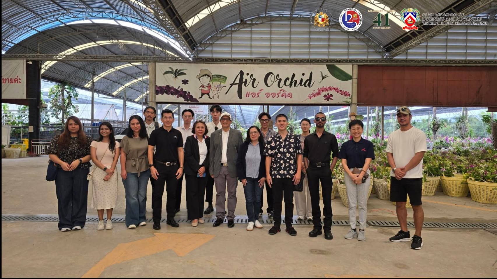 Photograph accompanying: ABAC MBA Students and Faculty Members Visit Air Orchids & Lab for an Educational Field Trip