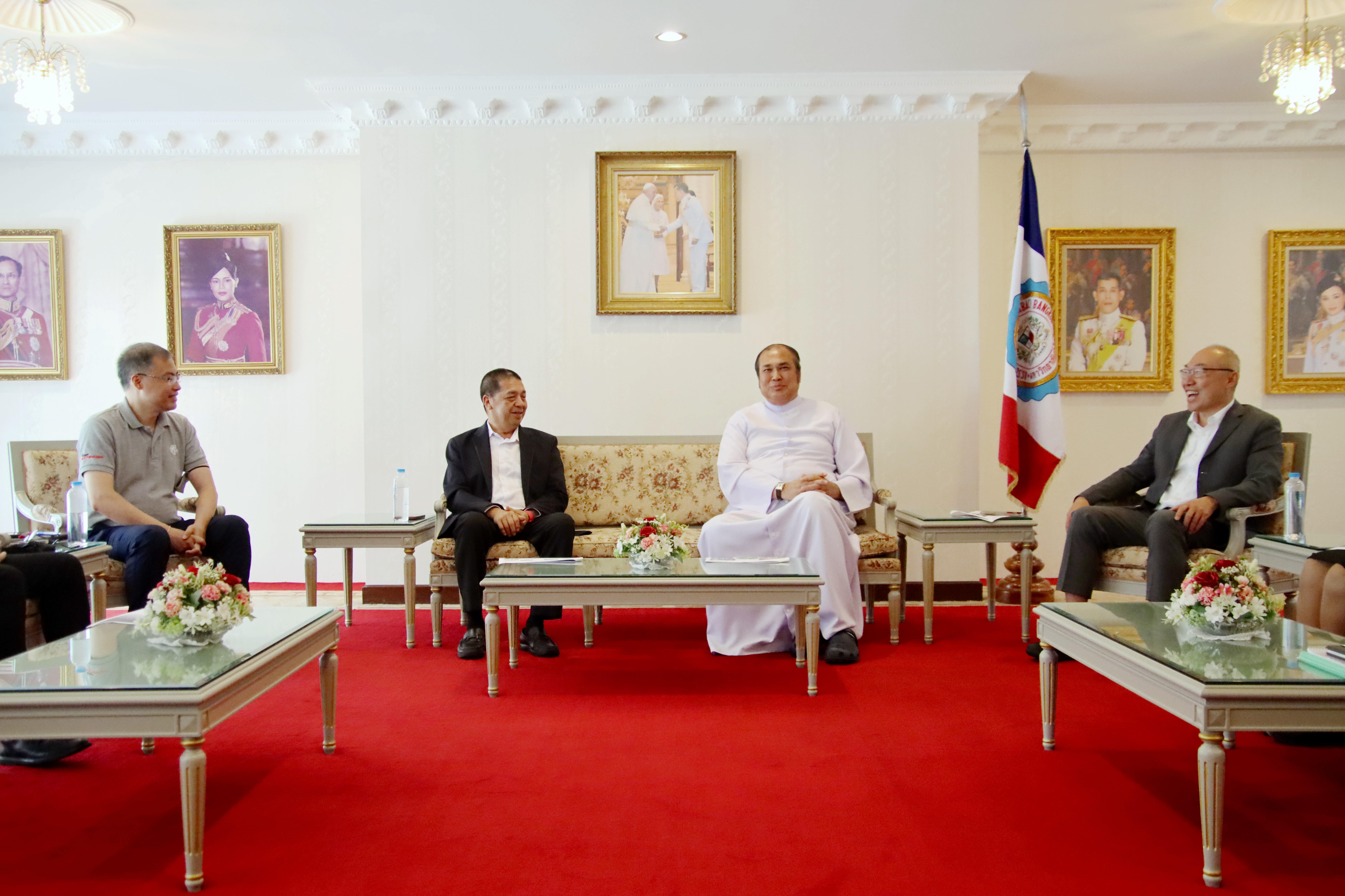 Photograph 2 accompanying: ABAC and SAIC–MG Strengthen Strategic Collaboration on EV and New Energy Development