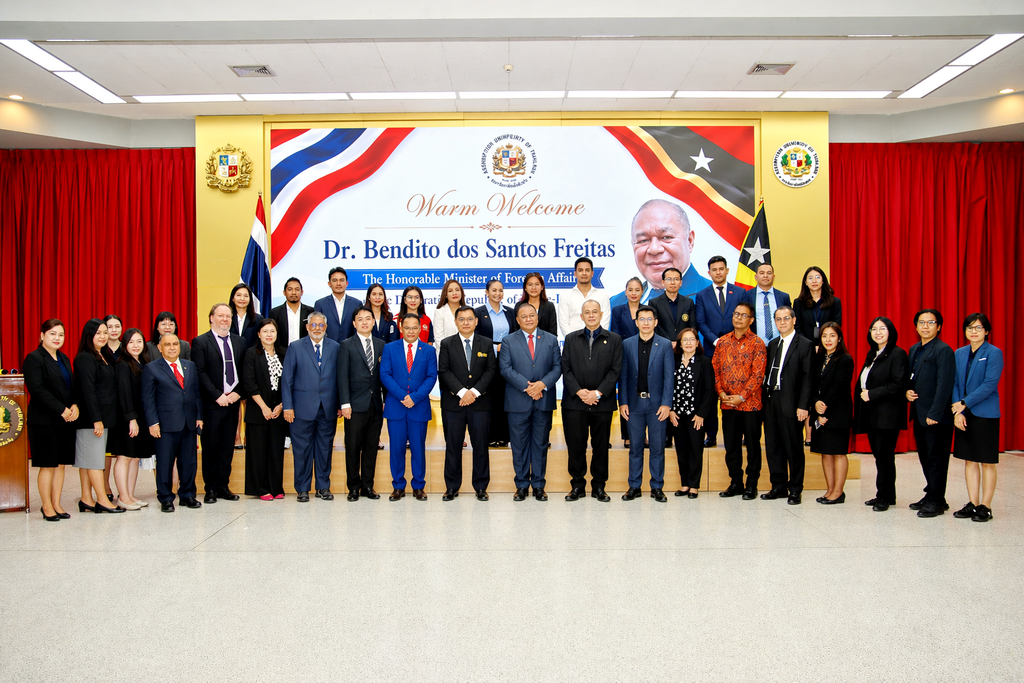 Photograph 2 accompanying: AU Welcomed Timor-Leste’s Foreign Minister with Pride and Friendship
