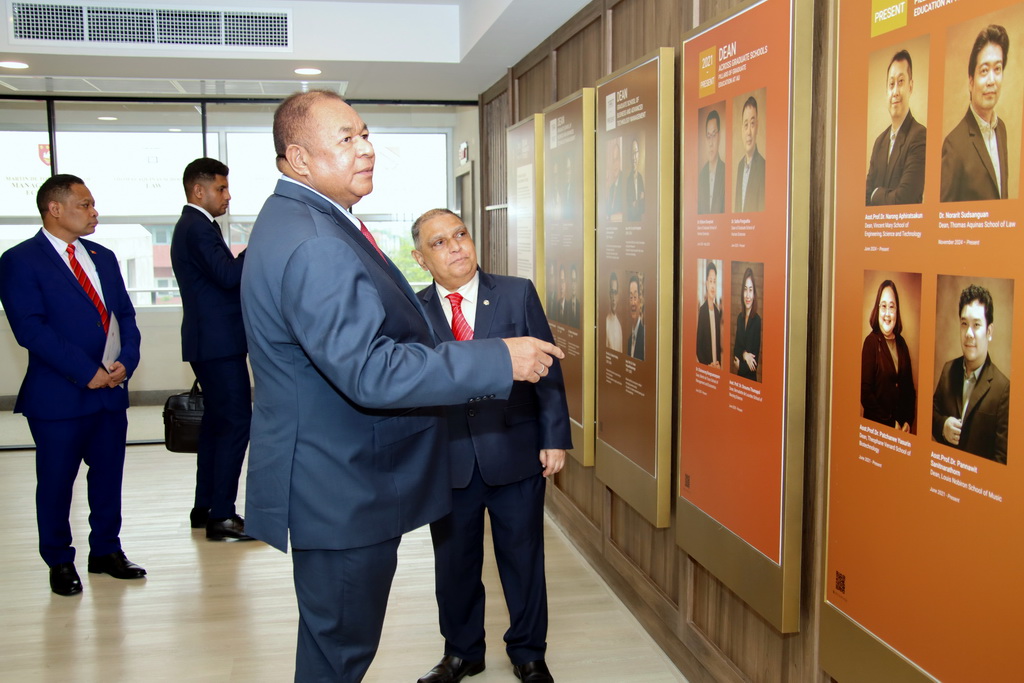 Photograph 4 accompanying: AU Welcomed Timor-Leste’s Foreign Minister with Pride and Friendship