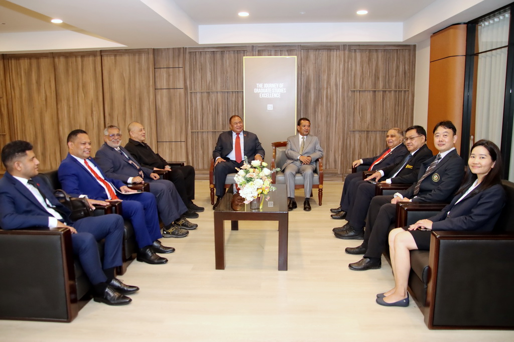 Photograph 5 accompanying: AU Welcomed Timor-Leste’s Foreign Minister with Pride and Friendship