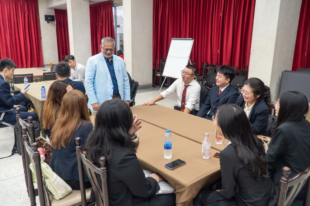 Photograph 5 accompanying: MBA and Beyond to Prepare Graduate Students for the Business World