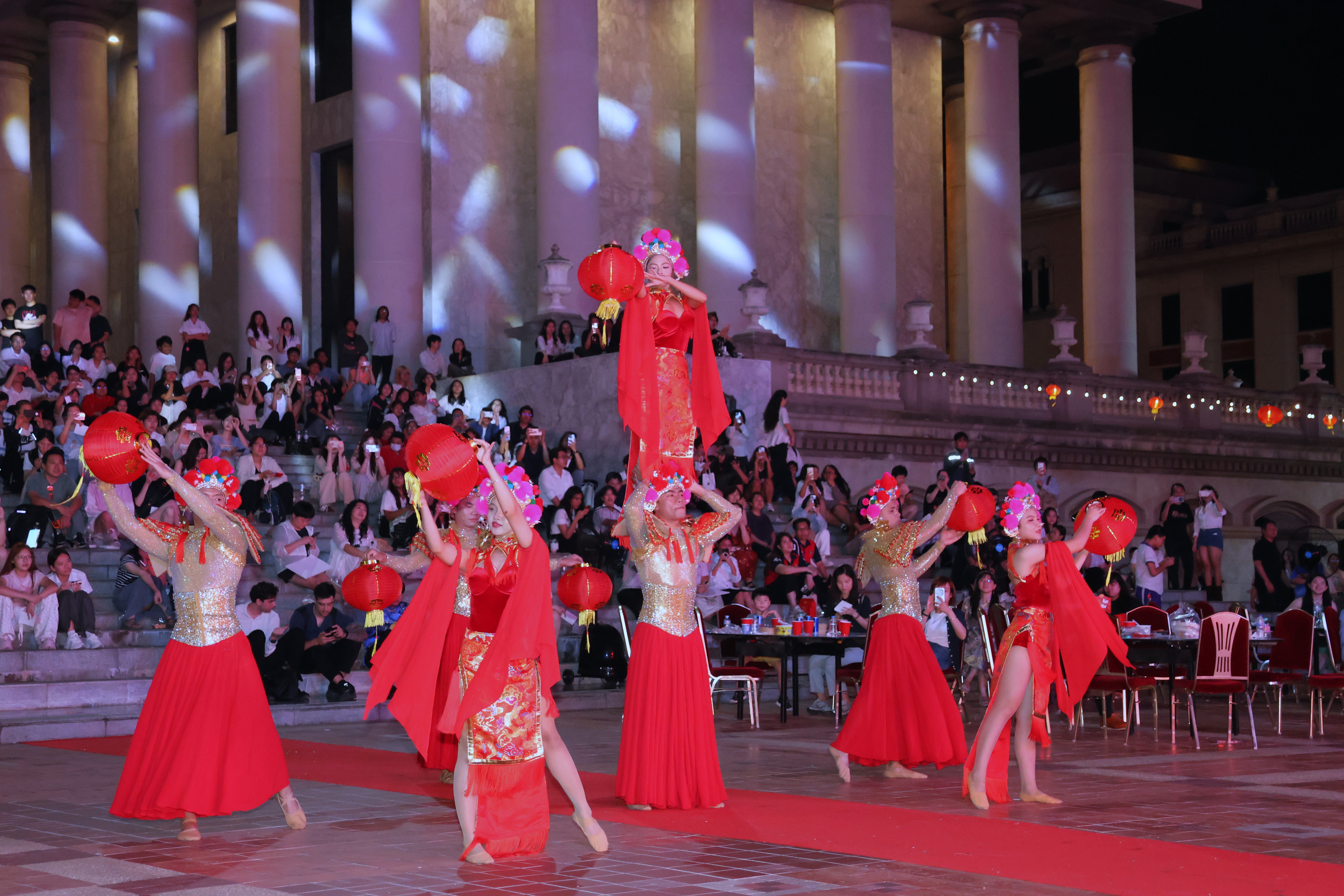 Photograph 9 accompanying: Assumption University of Thailand  United Chinese New Year 2026,The 41st Years of Graduate Studies, The 40th Years of School of Arts and The 10th Years of the Confucius Institute