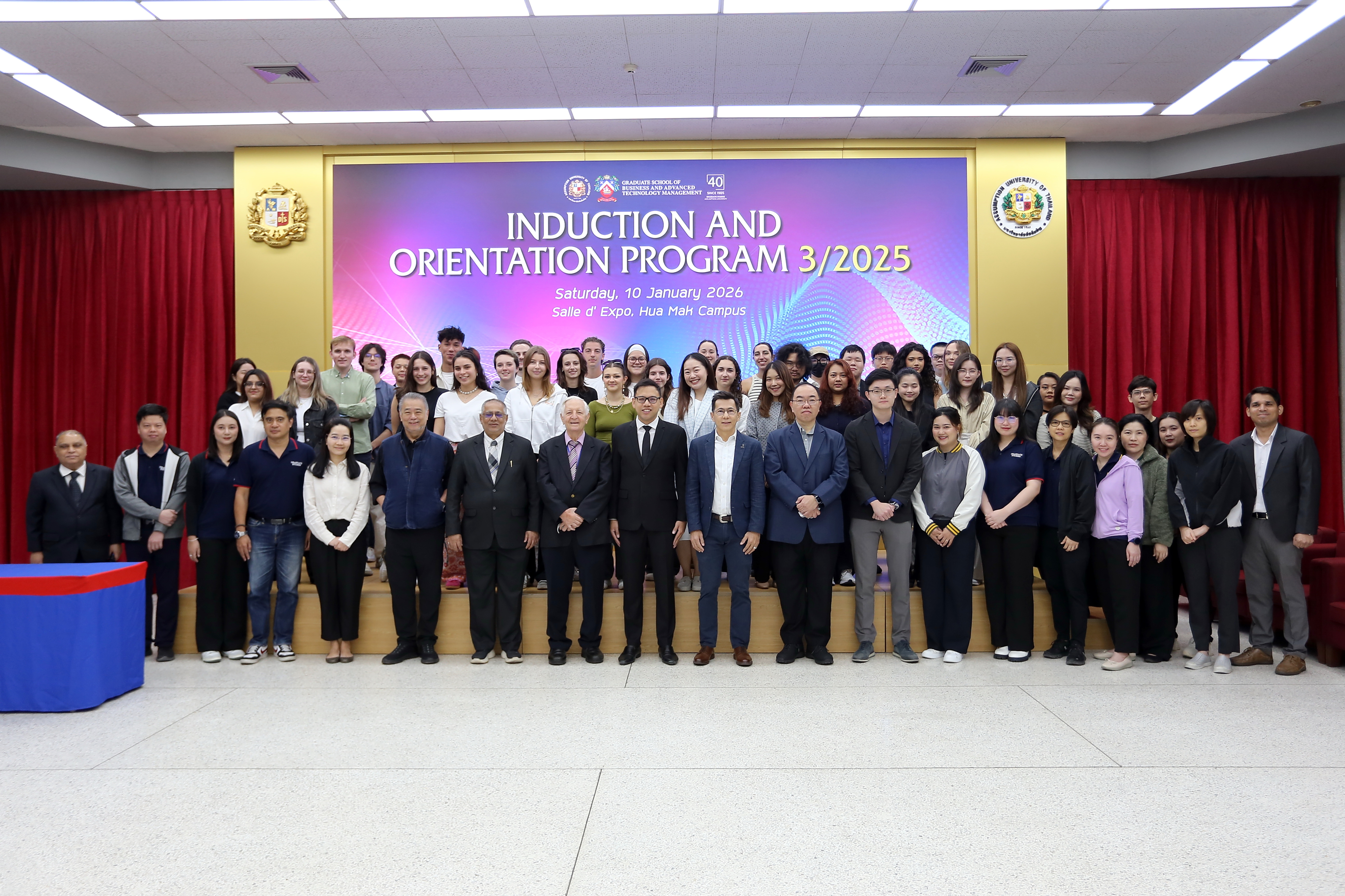 Photograph accompanying: Where Leadership Begins: GS-BATM Welcomed New Graduate Students
