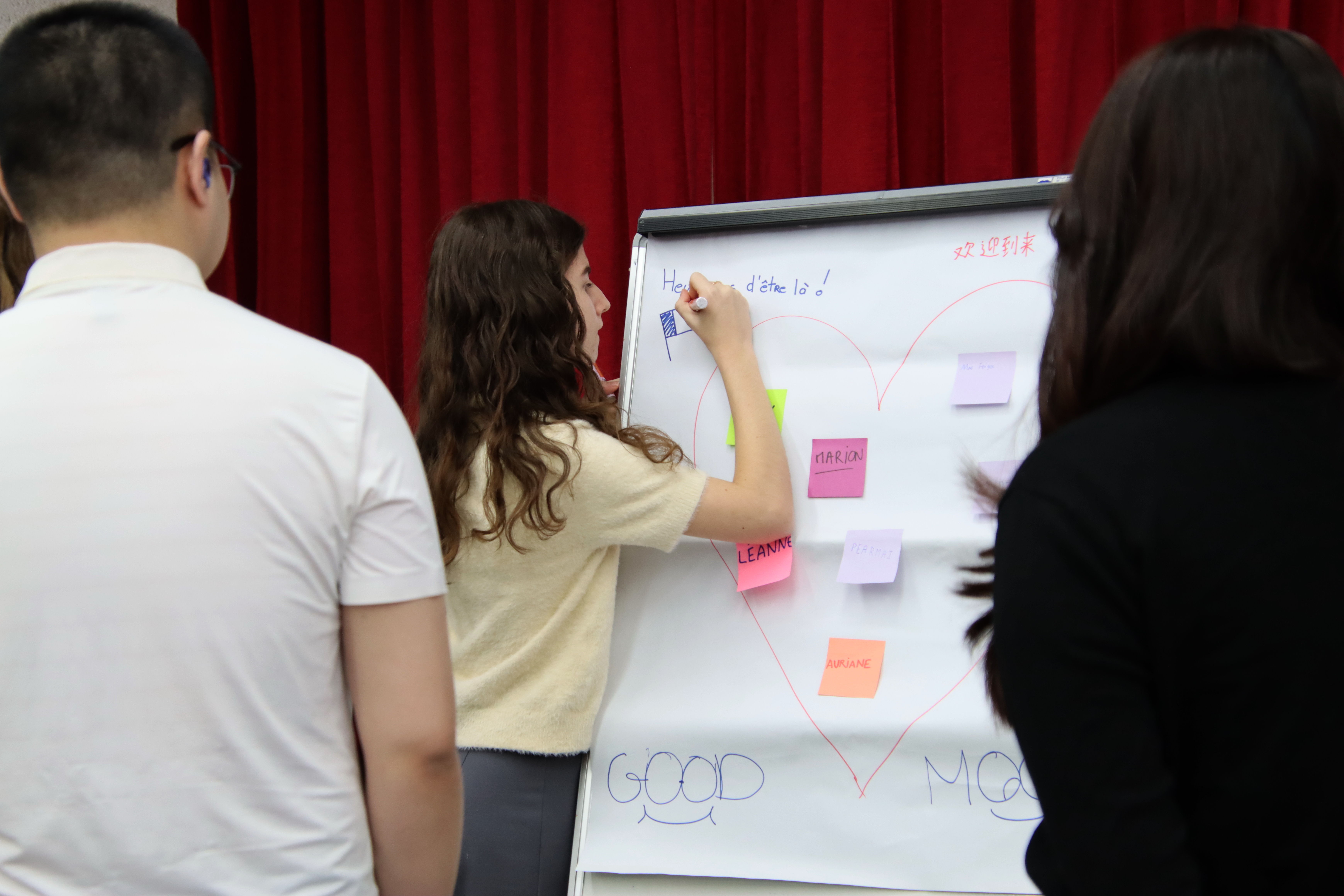Photograph 8 accompanying: Where Leadership Begins: GS-BATM Welcomed New Graduate Students
